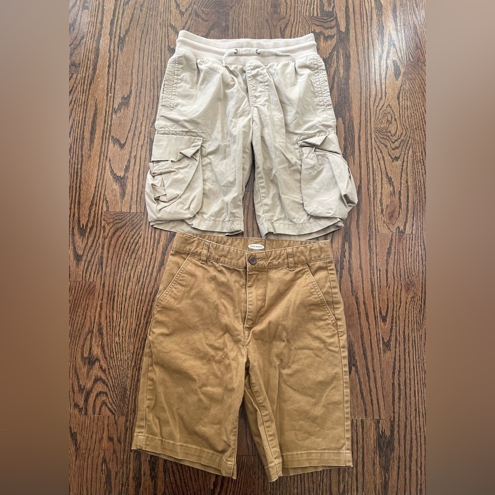 Gap Old navy lot of 2 boys shorts Sz. 12 tan/ beige